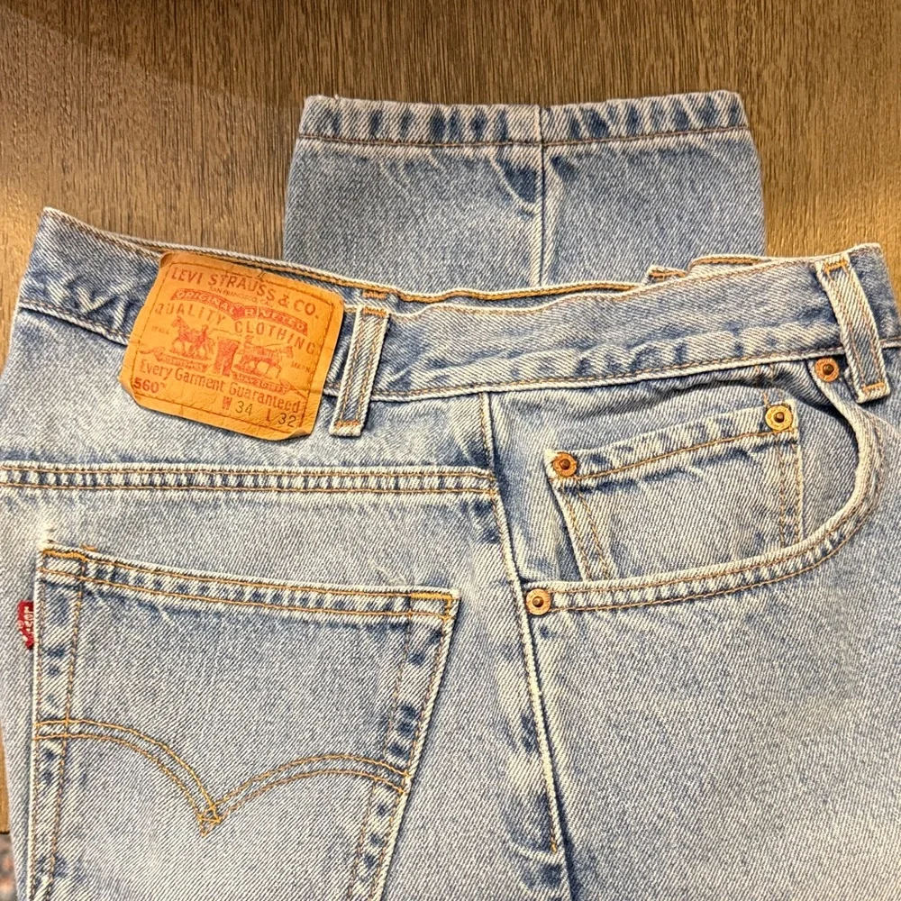 Levi's 560 Light Blue Straight Men's Jeans - Picture 2 of 4